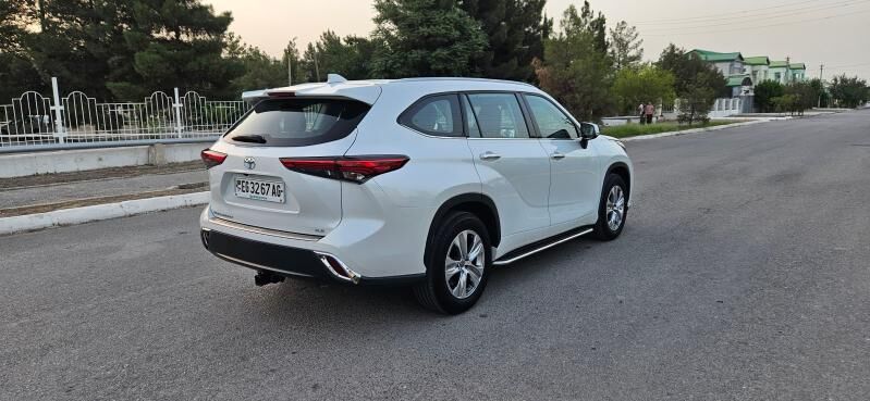 Toyota Highlander 2022 - 615 000 TMT - Aşgabat - img 5