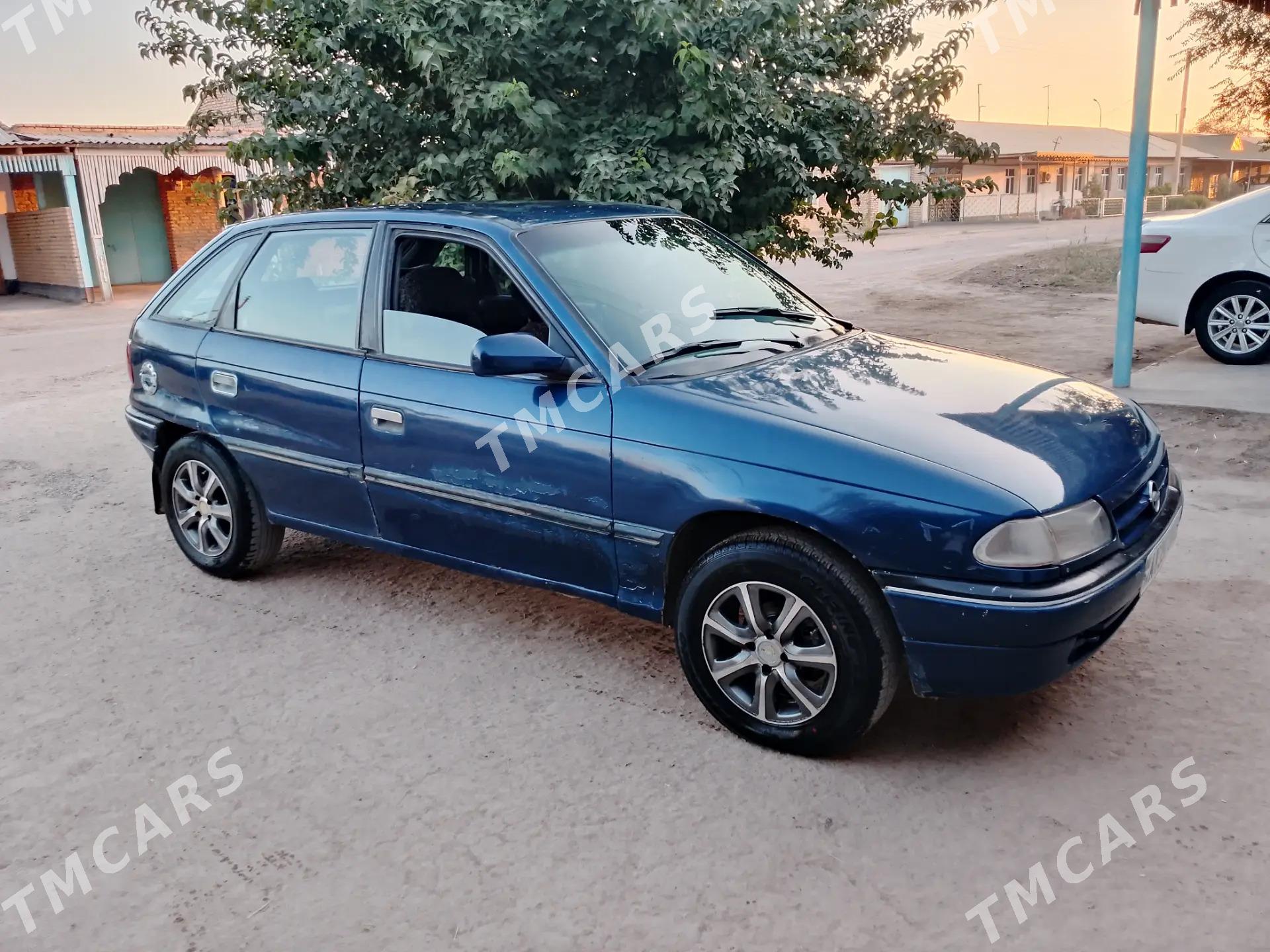 Opel Astra 1993 - 37 000 TMT - Акдепе - img 6