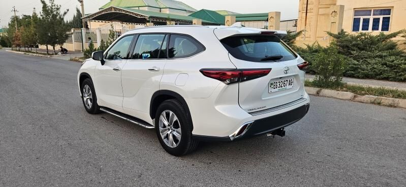 Toyota Highlander 2022 - 615 000 TMT - Aşgabat - img 8