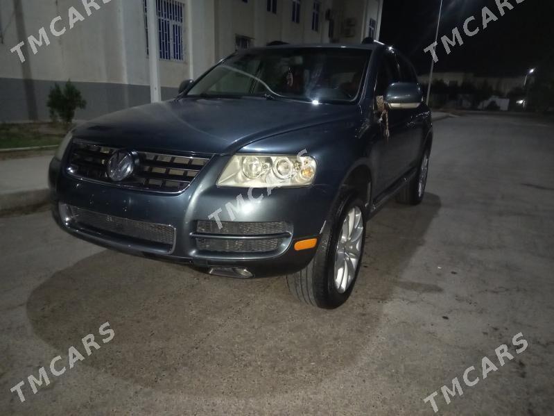 Volkswagen Touareg 2005 - 130 000 TMT - Türkmenabat - img 4