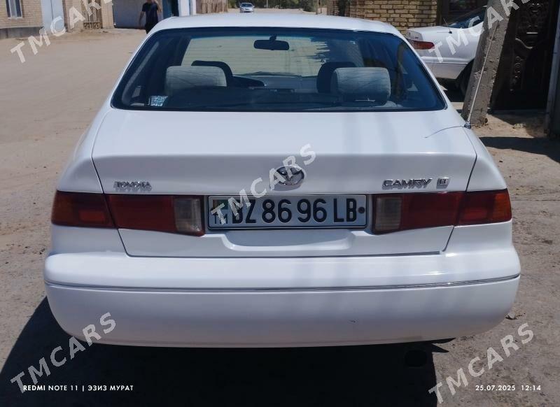 Toyota Camry 2000 - 130 000 TMT - Darganata - img 3