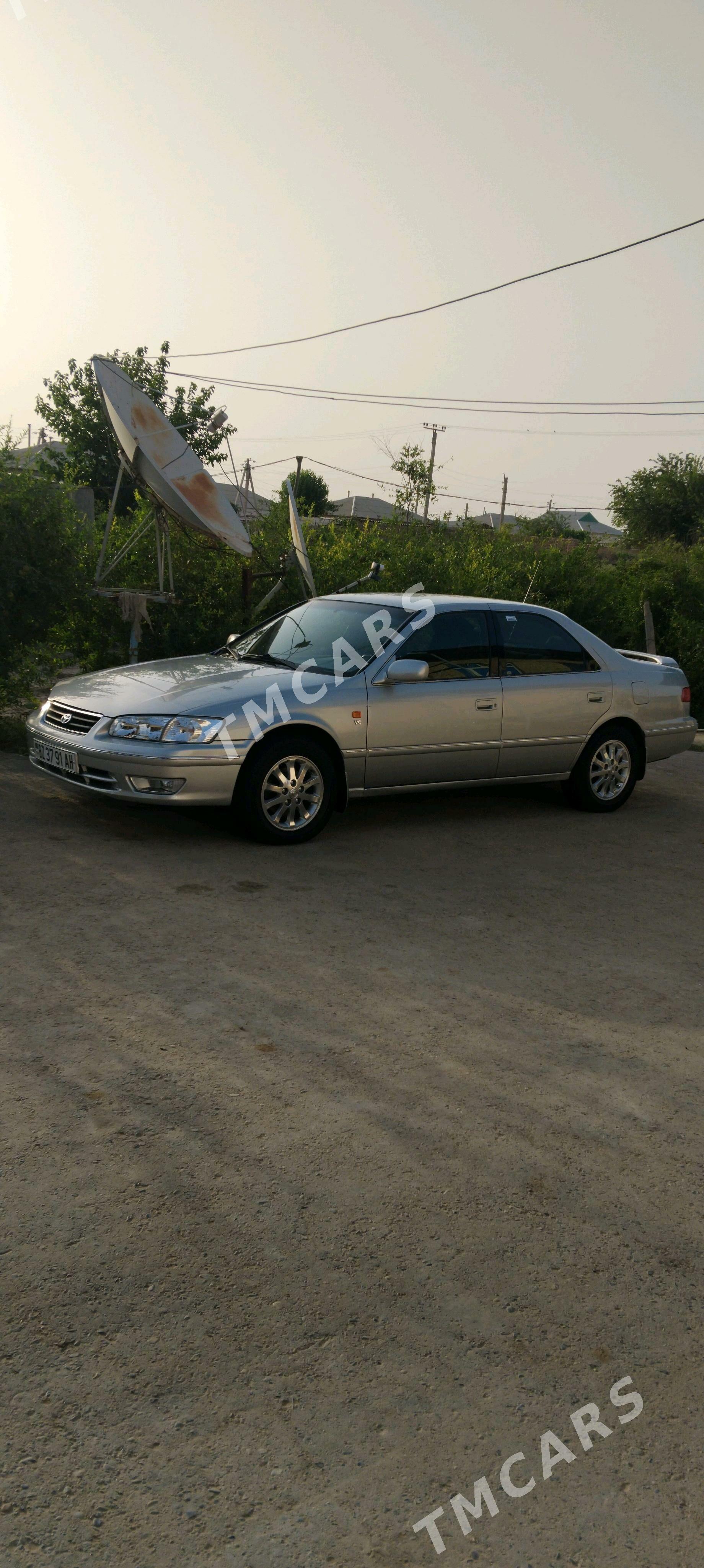 Toyota Camry 2001 - 204 000 TMT - Babadaýhan - img 3