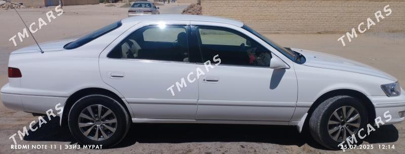 Toyota Camry 2000 - 130 000 TMT - Darganata - img 2