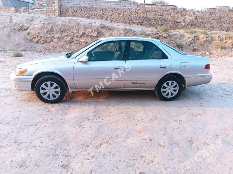Toyota Camry 2001 - 135 000 TMT - Magdanly - img 5