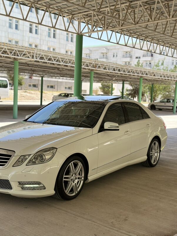 Mercedes-Benz E300 2010 - 345 000 TMT - Aşgabat - img 4