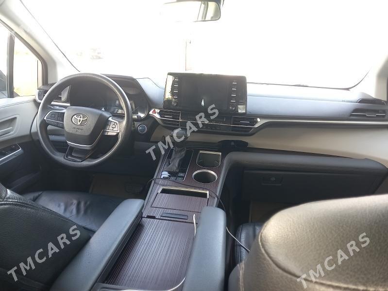 Toyota Sienna 2021 - 460 000 TMT - Туркменабат - img 2