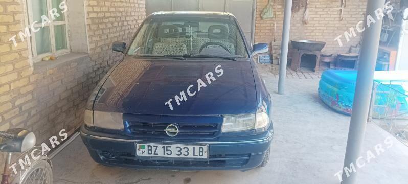 Opel Astra 1993 - 35 000 TMT - Darganata - img 4