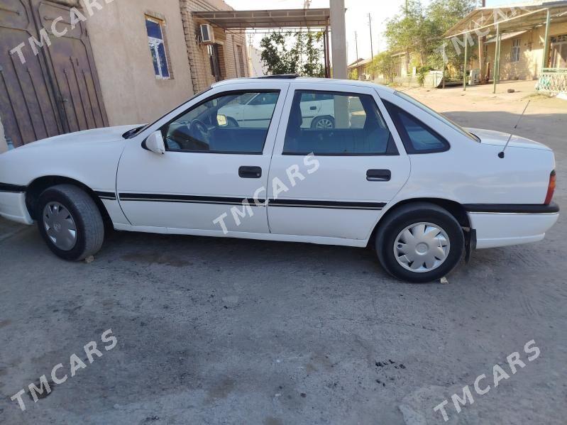 Opel Vectra 1992 - 32 000 TMT - Daşoguz - img 2