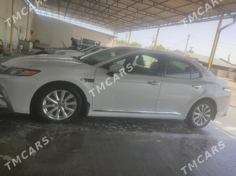 Toyota Camry 2020 - 300 000 TMT - Теджен - img 4
