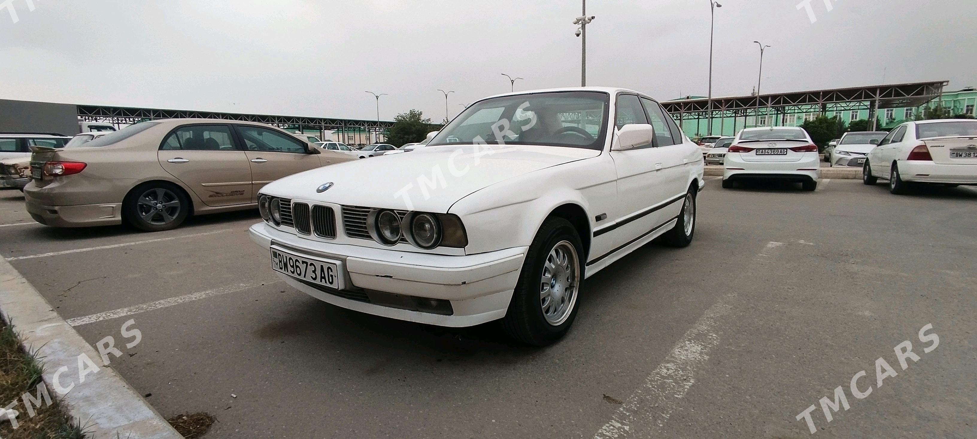 BMW 525 1990 - 30 000 TMT - Herrikgala - img 2