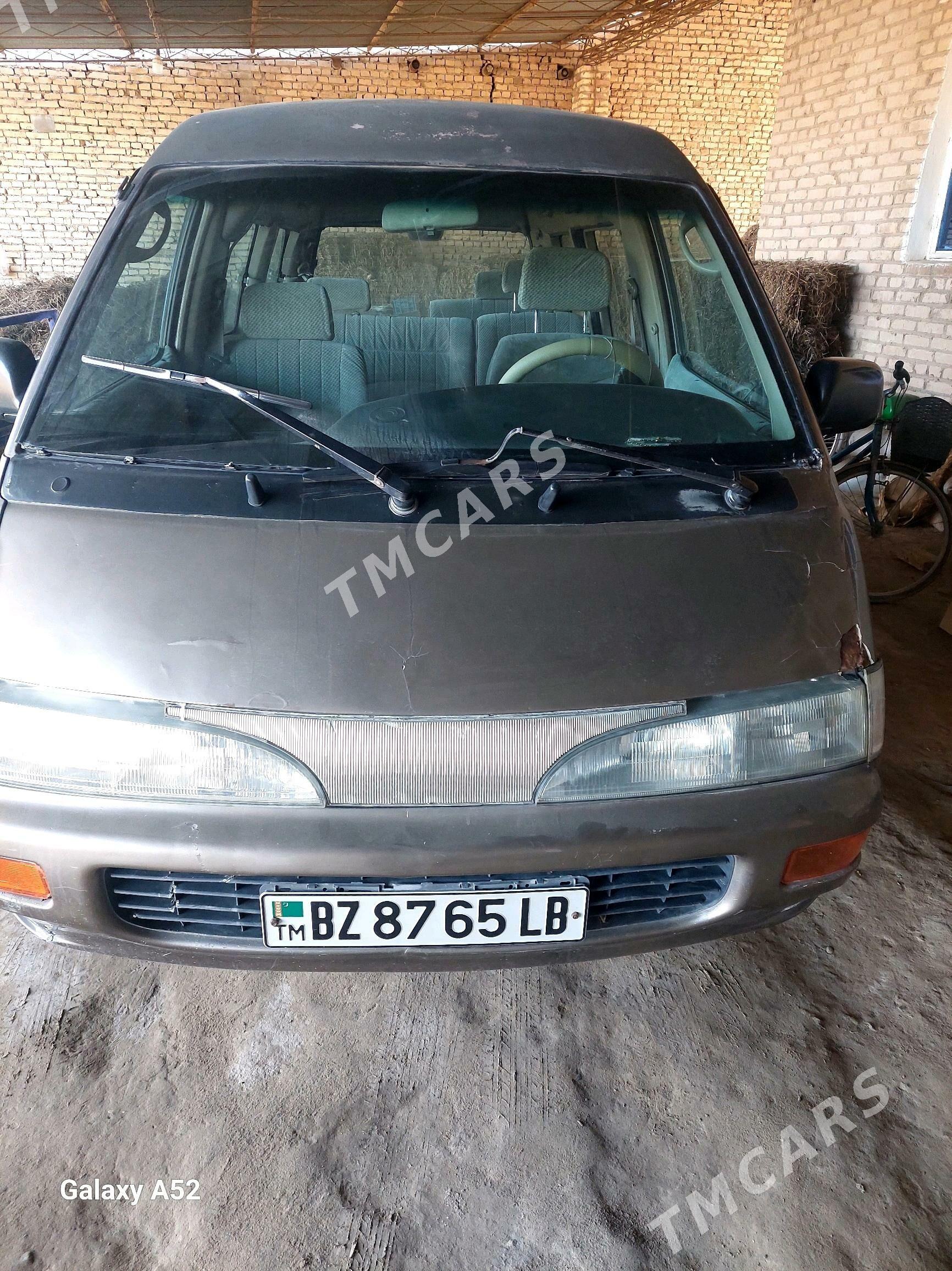 Toyota Town Ace 1993 - 22 000 TMT - Саят - img 2
