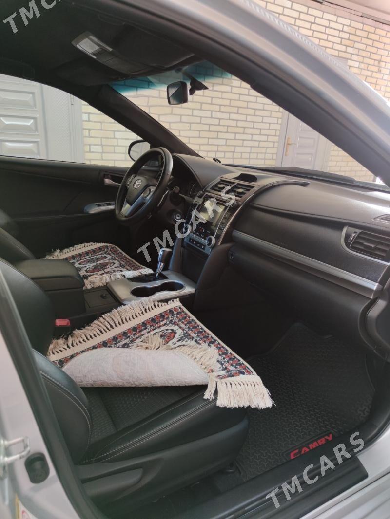 Toyota Camry 2013 - 235 000 TMT - Mary - img 5