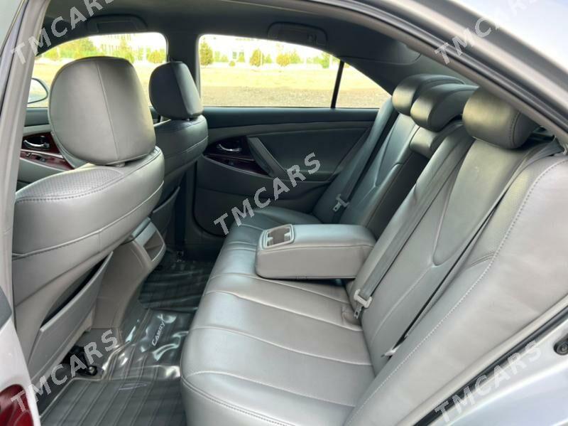 Toyota Camry 2010 - 185 000 TMT - Бузмеин ГРЭС - img 4