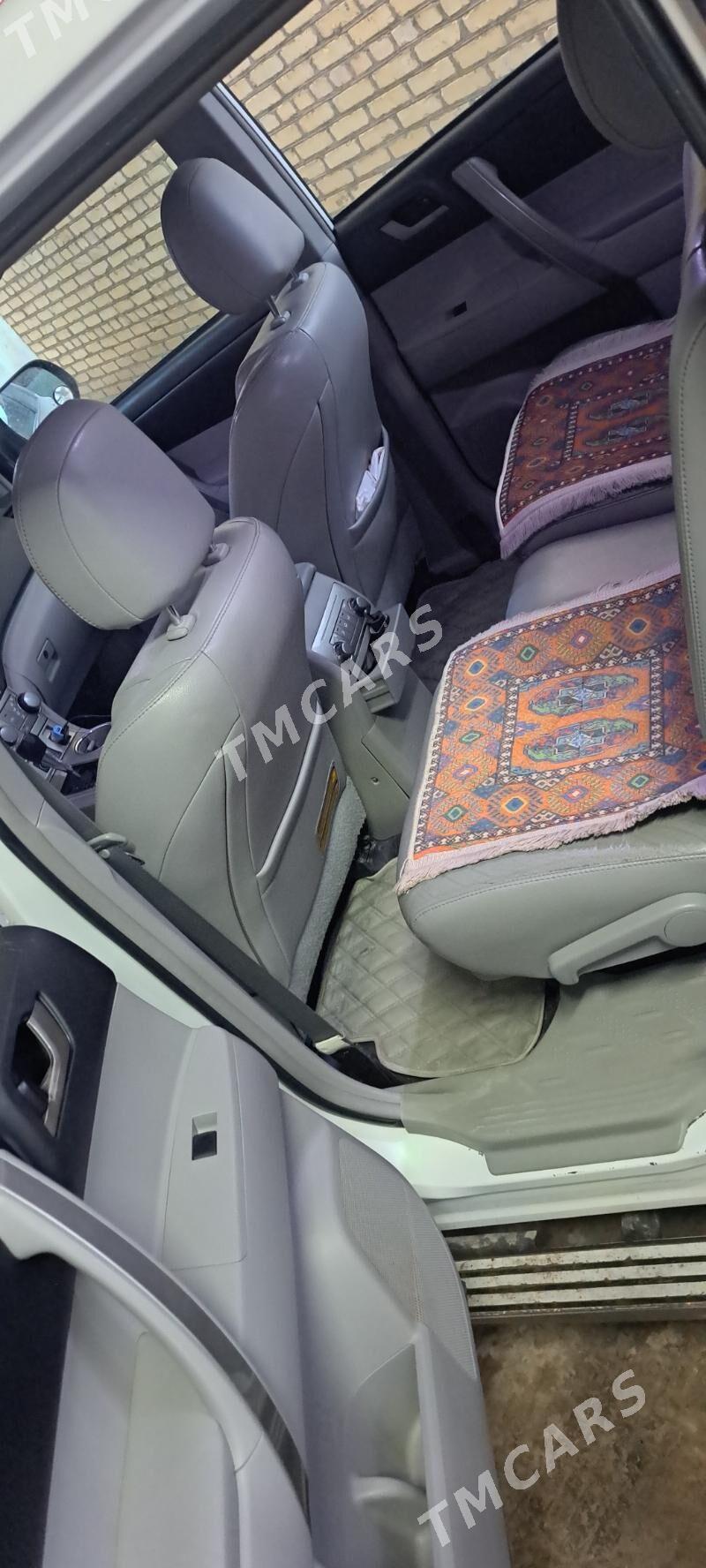 Toyota Highlander 2011 - 320 000 TMT - Сакар - img 4