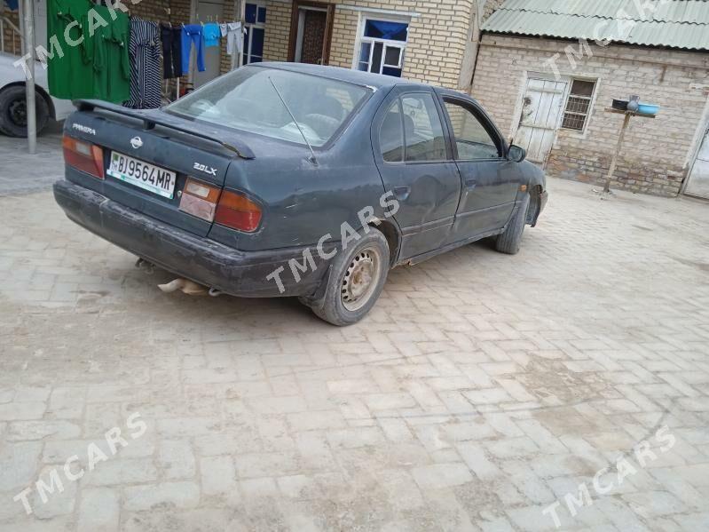 Nissan Primera 1993 - 8 000 TMT - Байрамали - img 4