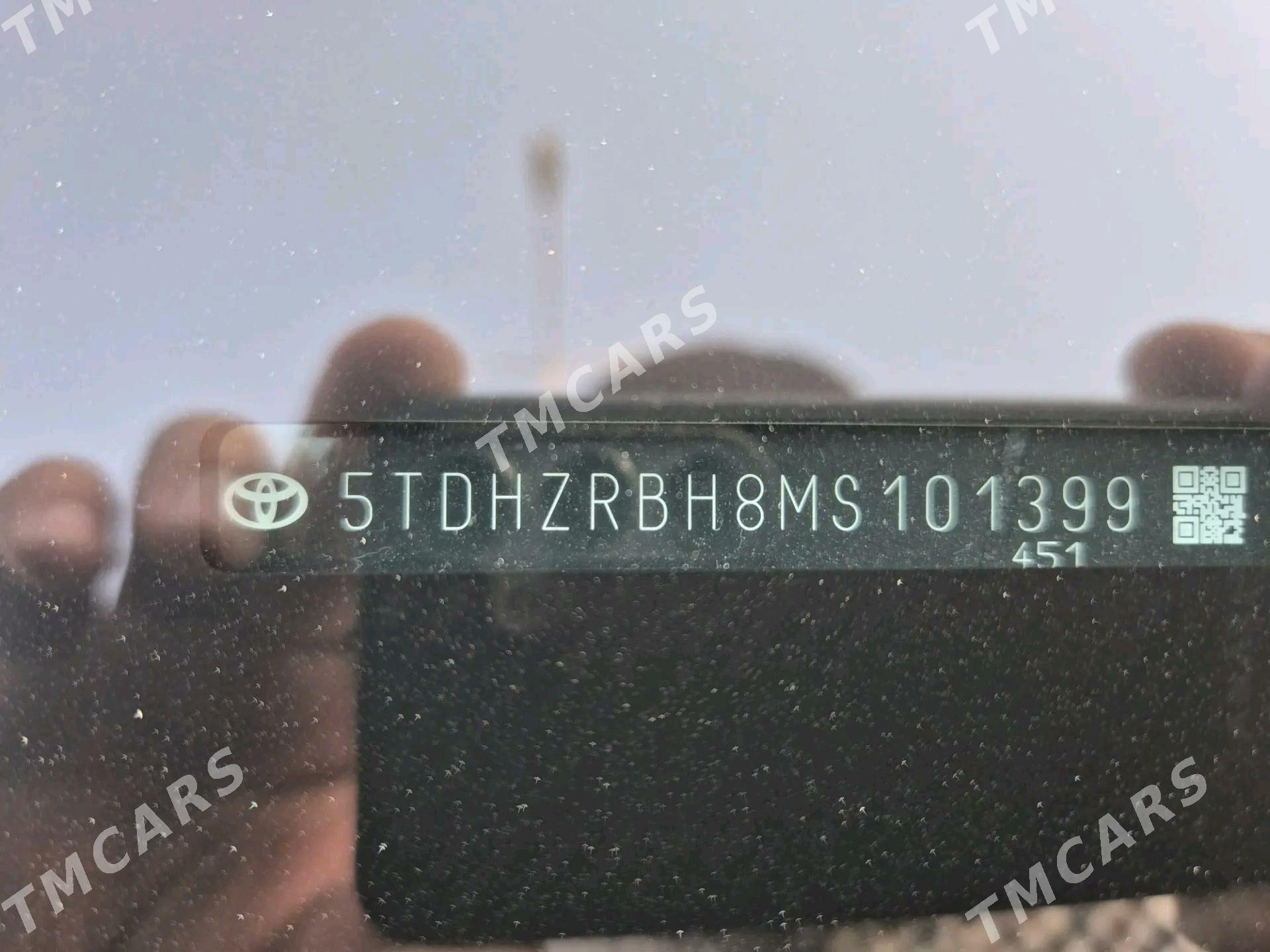 Toyota Highlander 2021 - 510 000 TMT - Aşgabat - img 4