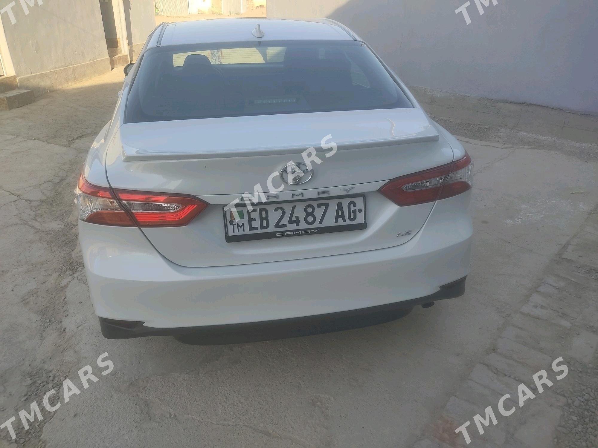 Toyota Camry 2020 - 300 000 TMT - Теджен - img 6