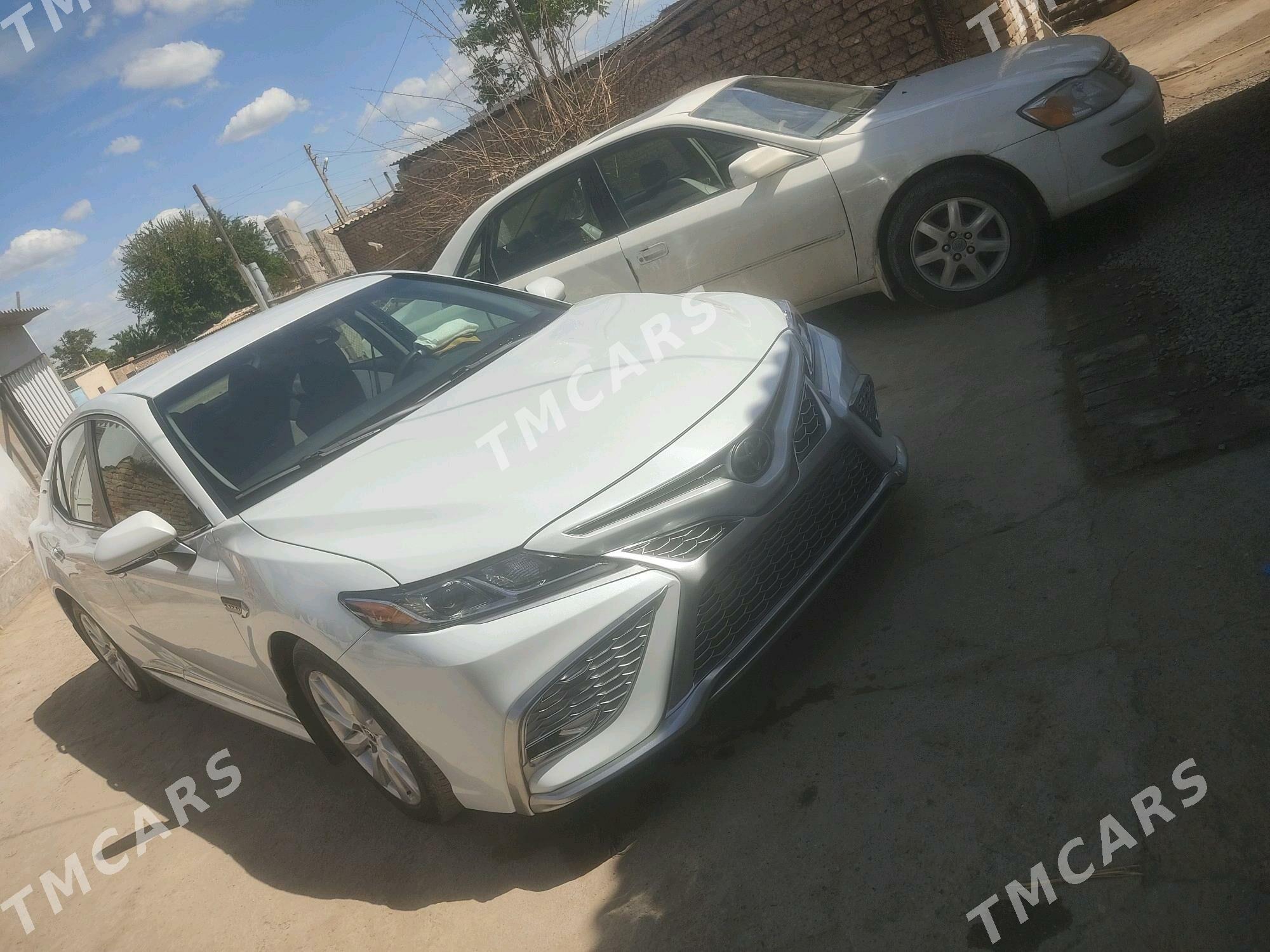 Toyota Camry 2020 - 300 000 TMT - Теджен - img 7