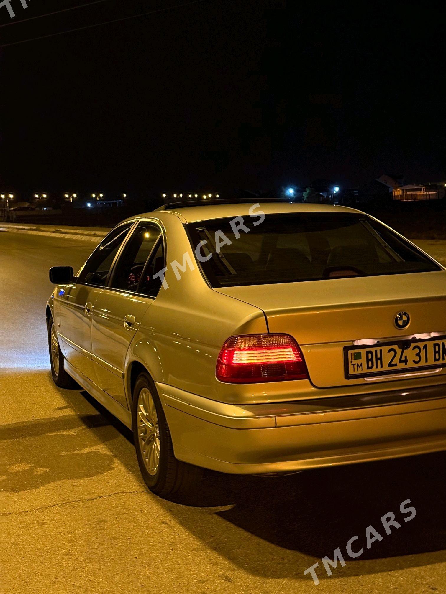 BMW E39 2002 - 130 000 TMT - Гумдаг - img 3