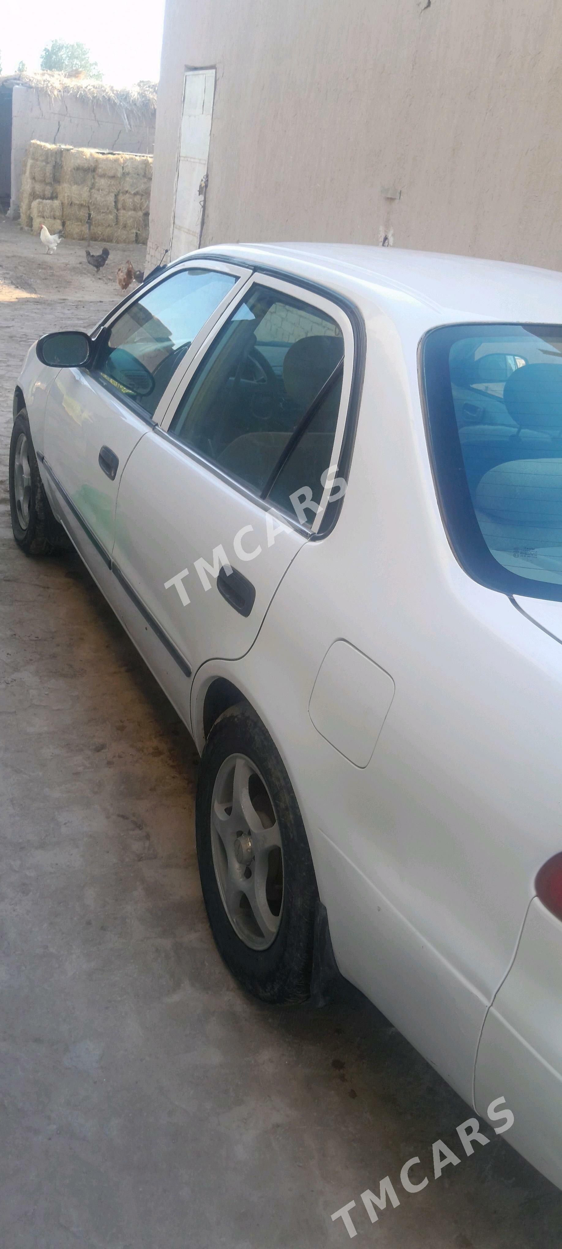 Toyota Corolla 2000 - 70 000 TMT - Кёнеургенч - img 4