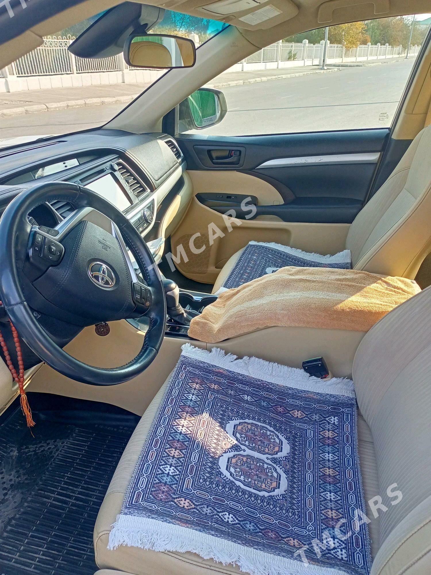 Toyota Highlander 2019 - 440 000 TMT - Täze zaman - img 4