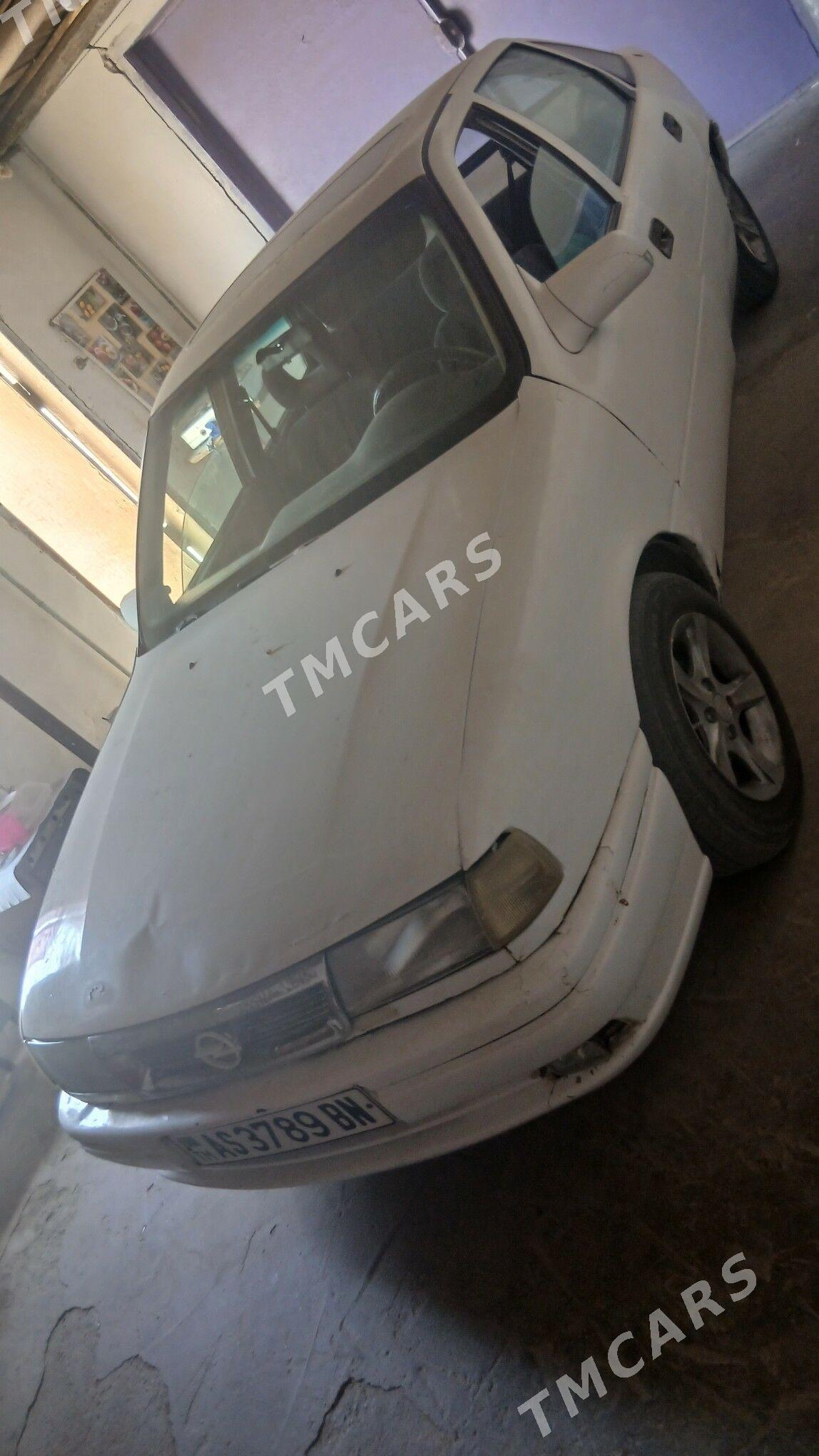 Opel Vectra 1991 - 13 000 TMT - Гумдаг - img 2