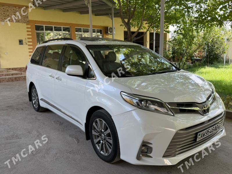 Toyota Sienna 2018 - 420 000 TMT - Aşgabat - img 5