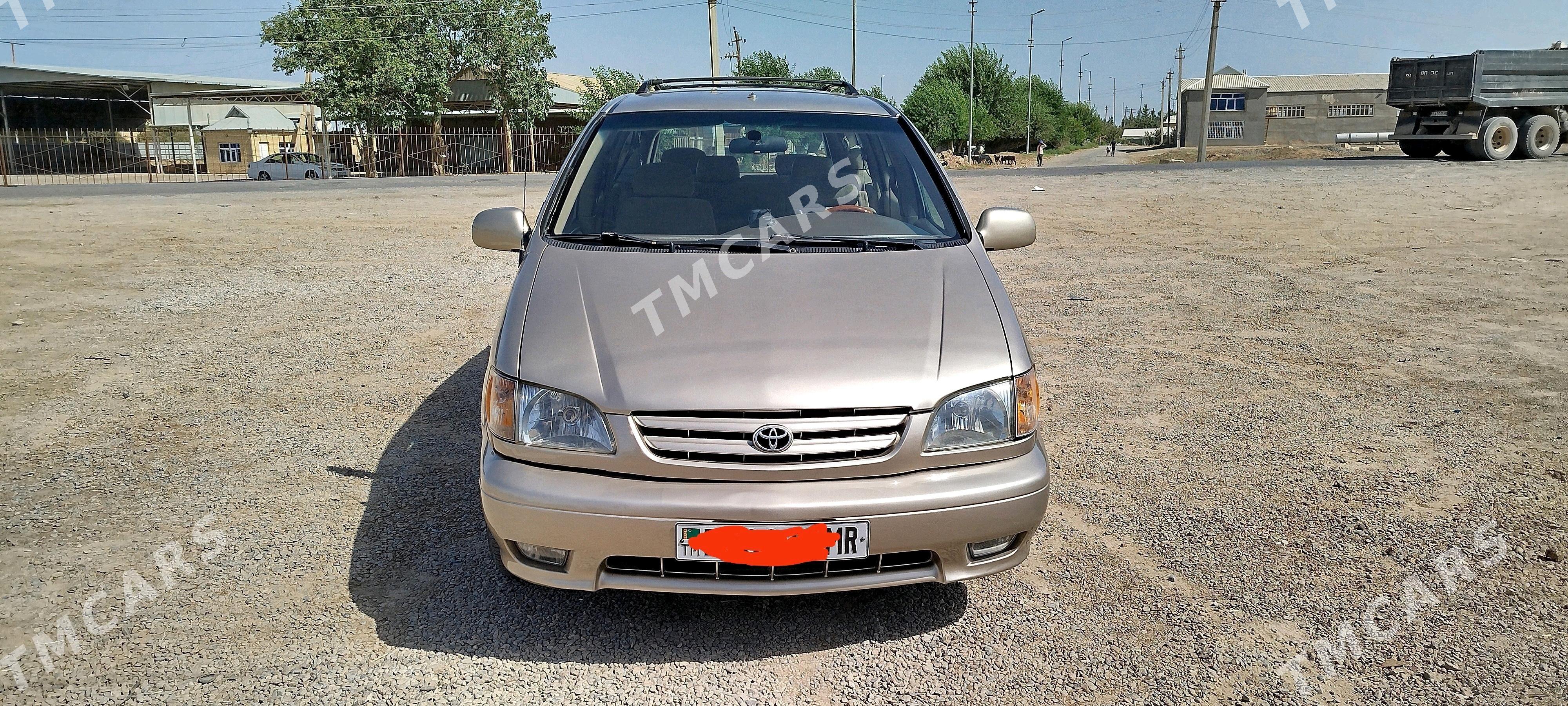 Toyota Sienna 2002 - 135 000 TMT - Мургап - img 5