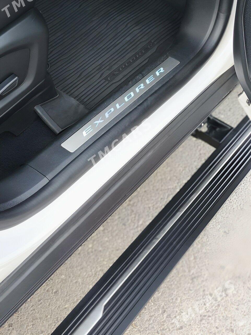 Ford Explorer 2021 - 550 000 TMT - Aşgabat - img 9