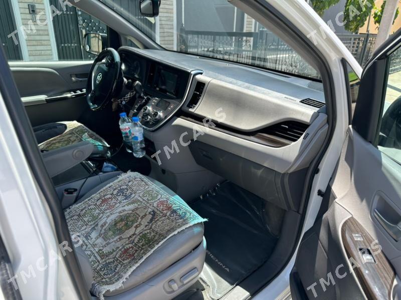 Toyota Sienna 2015 - 365 000 TMT - Ашхабад - img 6