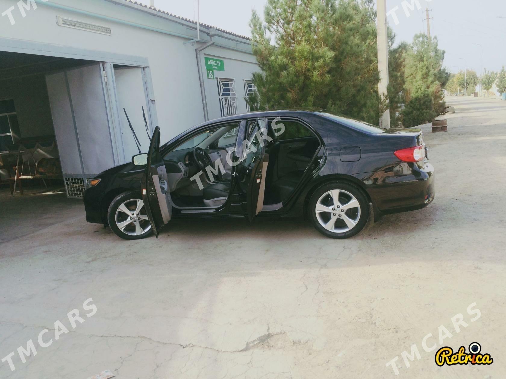 Toyota Corolla 2012 - 175 000 TMT - Байрамали - img 4
