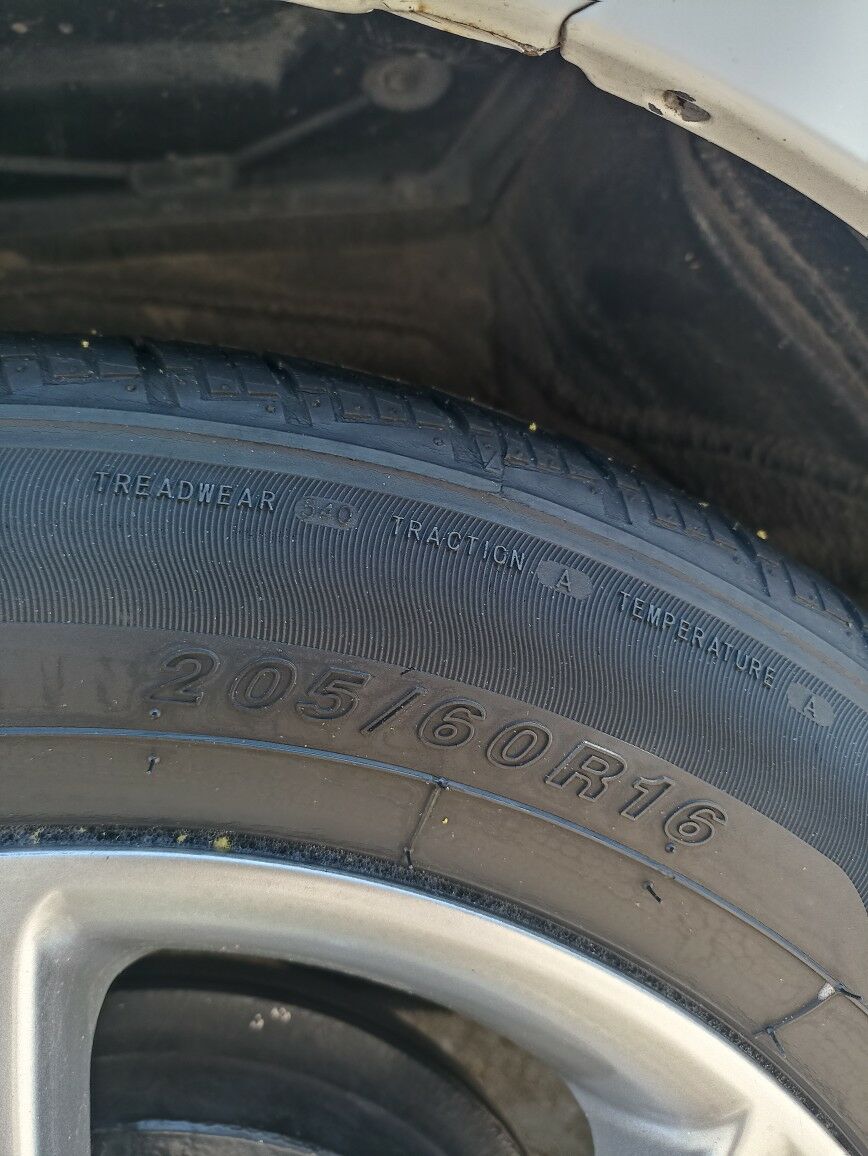 Pokryska 205/60R16 300 TMT - Балканабат - img 4