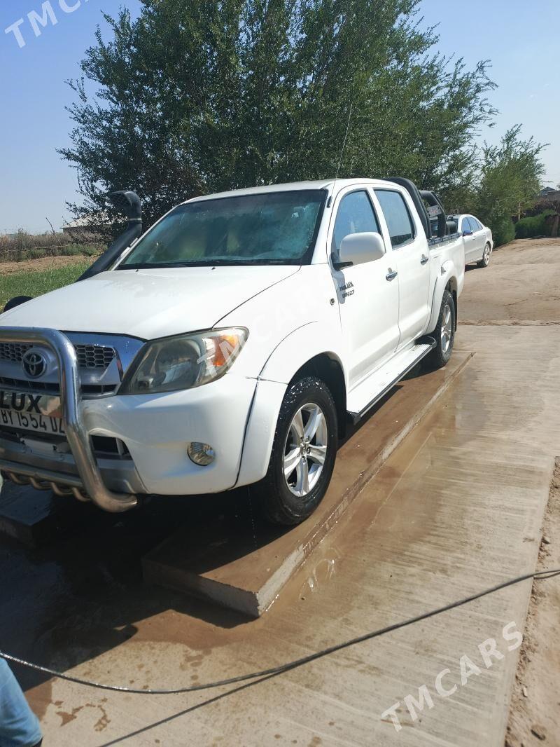 Toyota Hilux 2007 - 160 000 TMT - Türkmenbaşy etr. - img 4