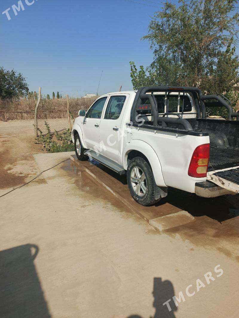 Toyota Hilux 2007 - 160 000 TMT - Türkmenbaşy etr. - img 7