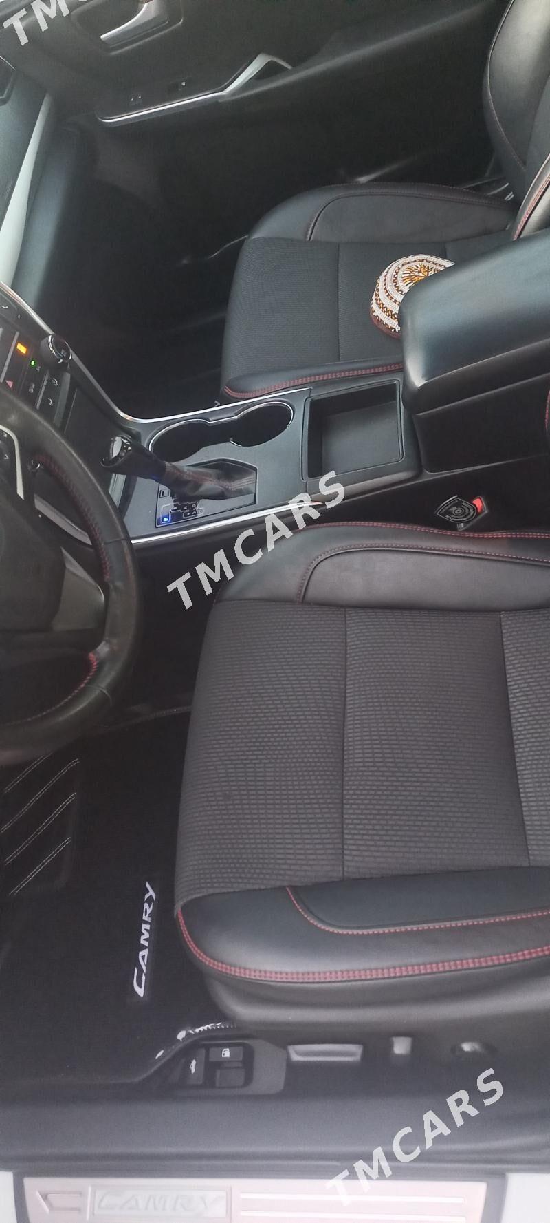 Toyota Camry 2017 - 255 000 TMT - Ашхабад - img 5