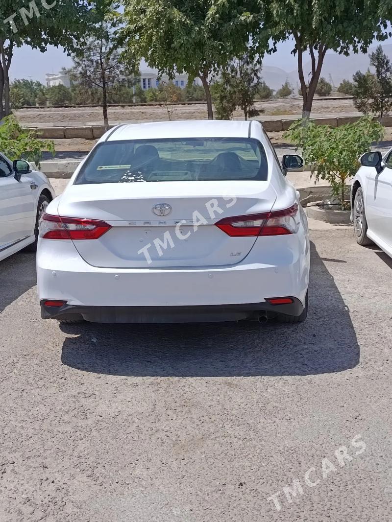 Toyota Camry 2022 - 270 000 TMT - Тязе заман - img 4