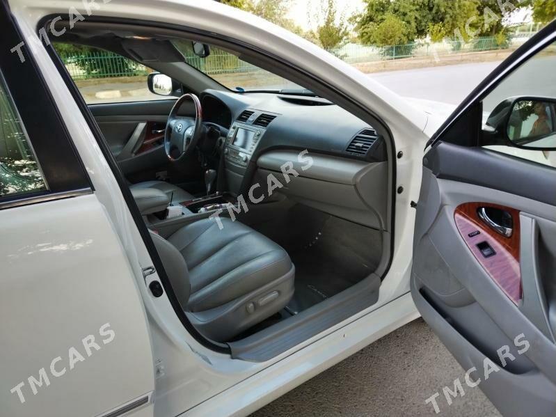 Toyota Camry 2010 - 250 000 TMT - Bedew - img 9