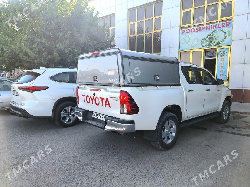 Toyota Hilux 2016 - 440 000 TMT - Мары - img 2