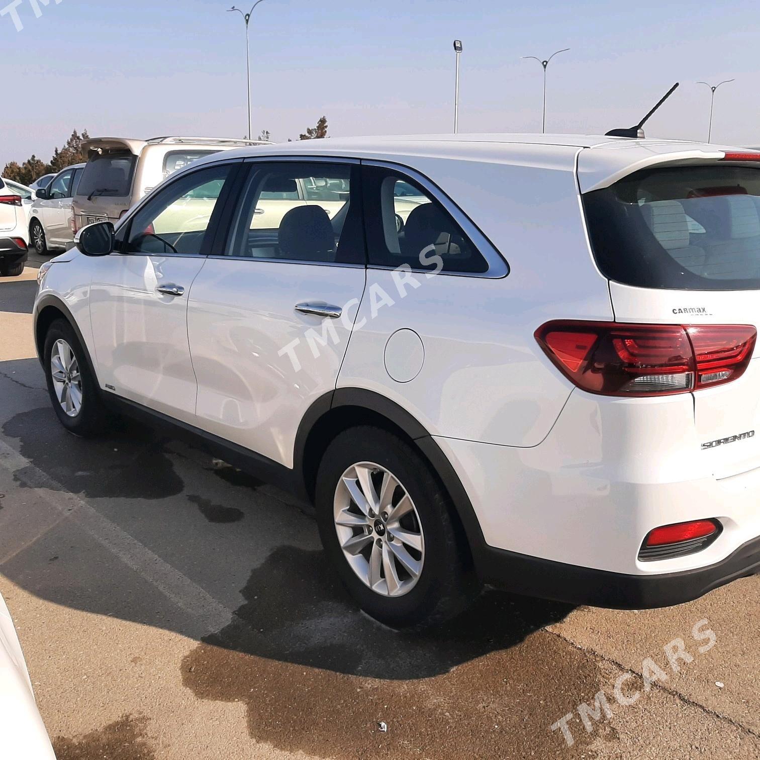 Kia Sorento 2019 - 320 000 TMT - "Altyn Asyr" Gündogar bazary (Jygyllyk) - img 5