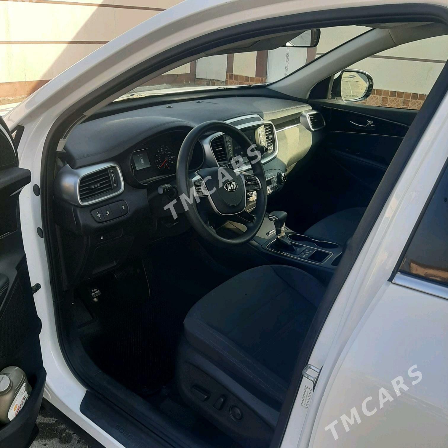 Kia Sorento 2019 - 320 000 TMT - "Altyn Asyr" Gündogar bazary (Jygyllyk) - img 9