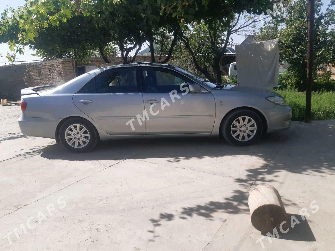 Toyota Camry 2004 - 170 000 TMT - Kaka - img 3