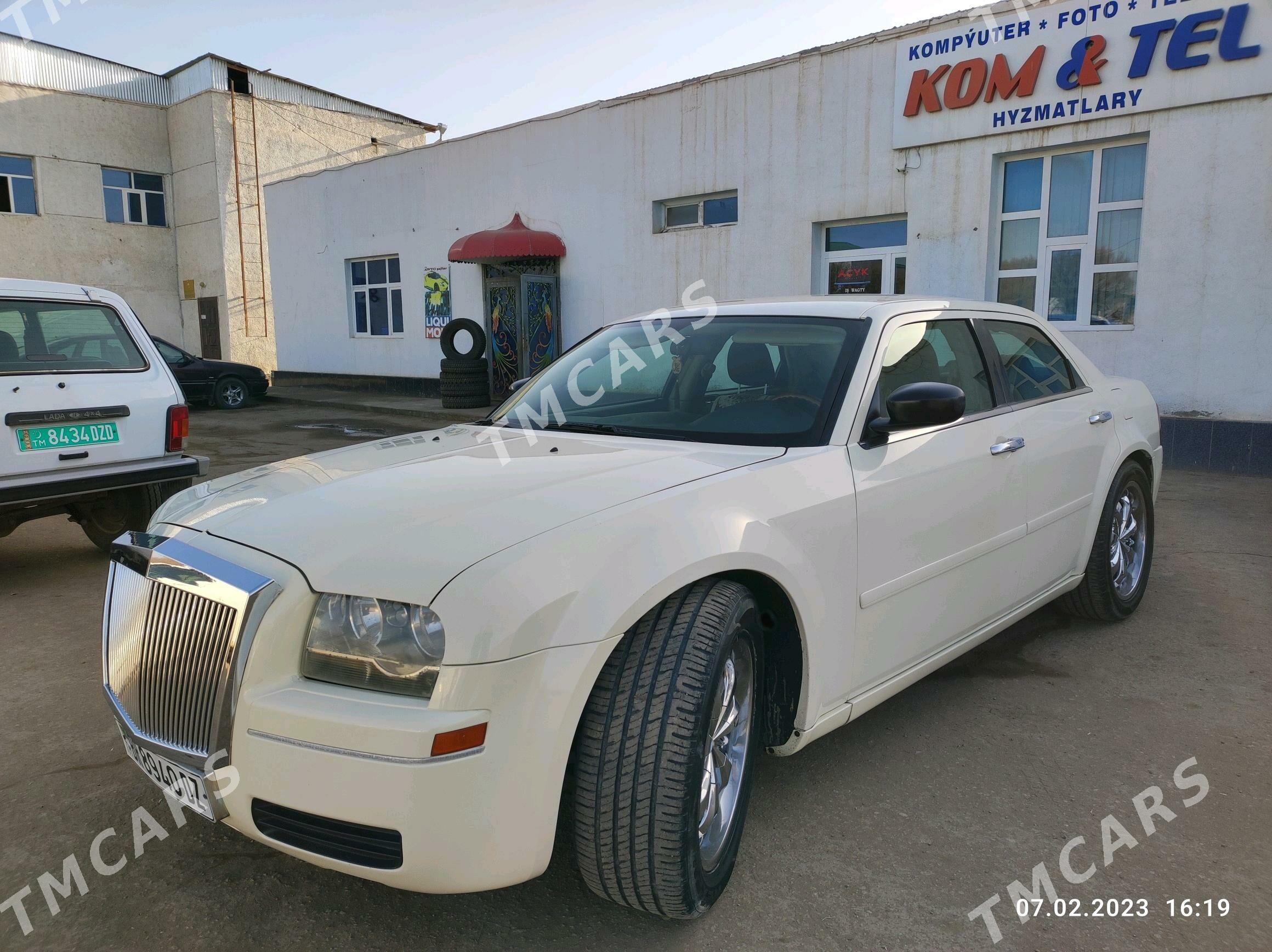Chrysler 300C 2006 - 105 000 TMT - Гороглы (Тагта) - img 2