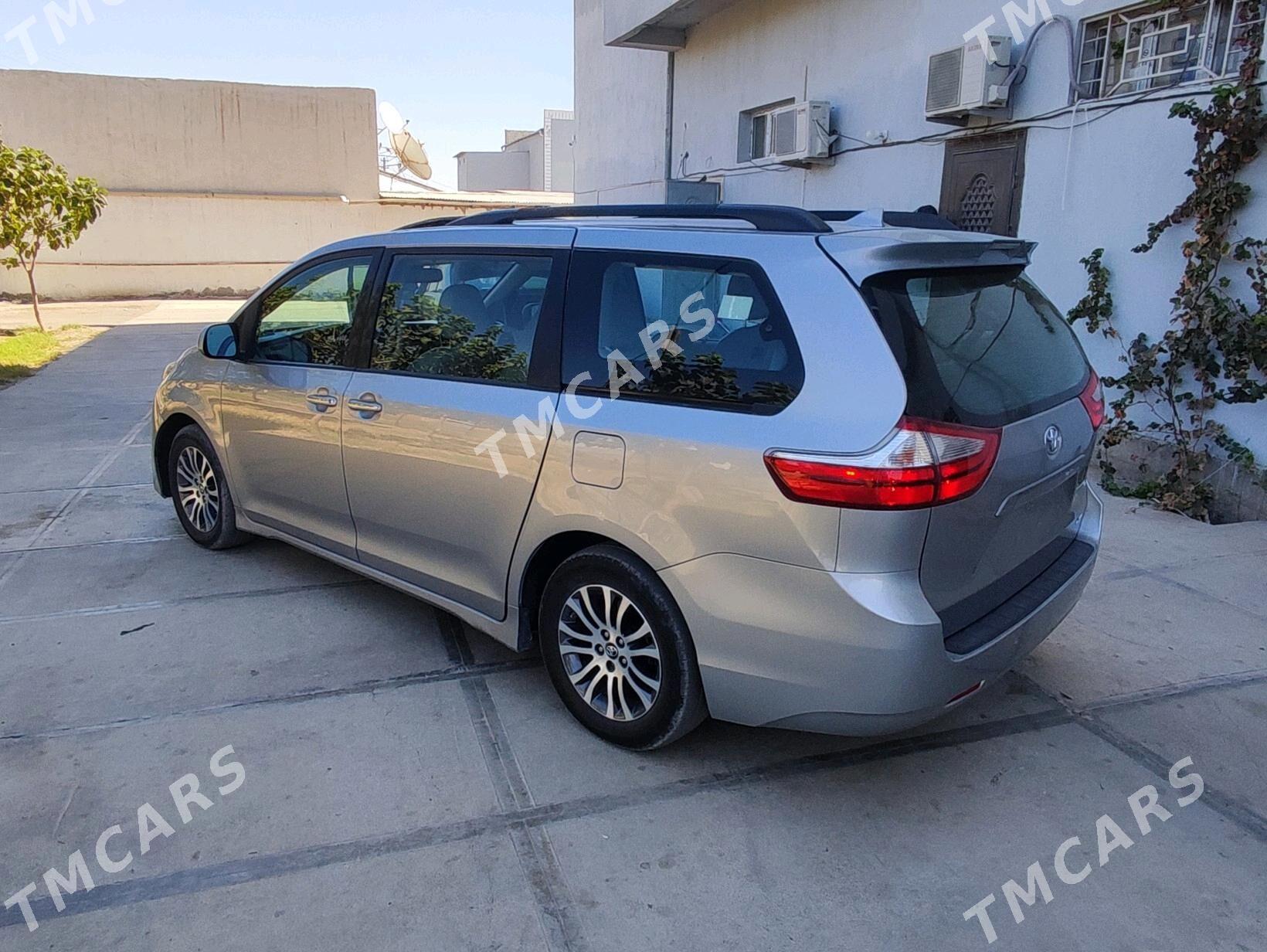 Toyota Sienna 2019 - 450 000 TMT - Mary - img 4