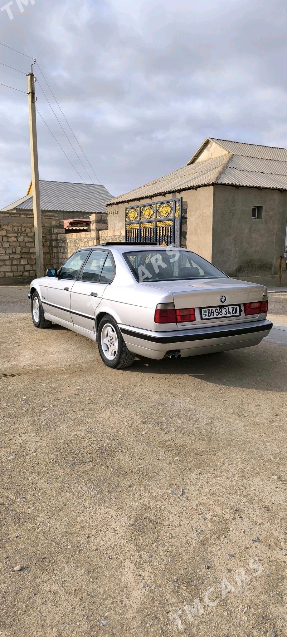 BMW 525 1989 - 70 000 TMT - Gumdag - img 3