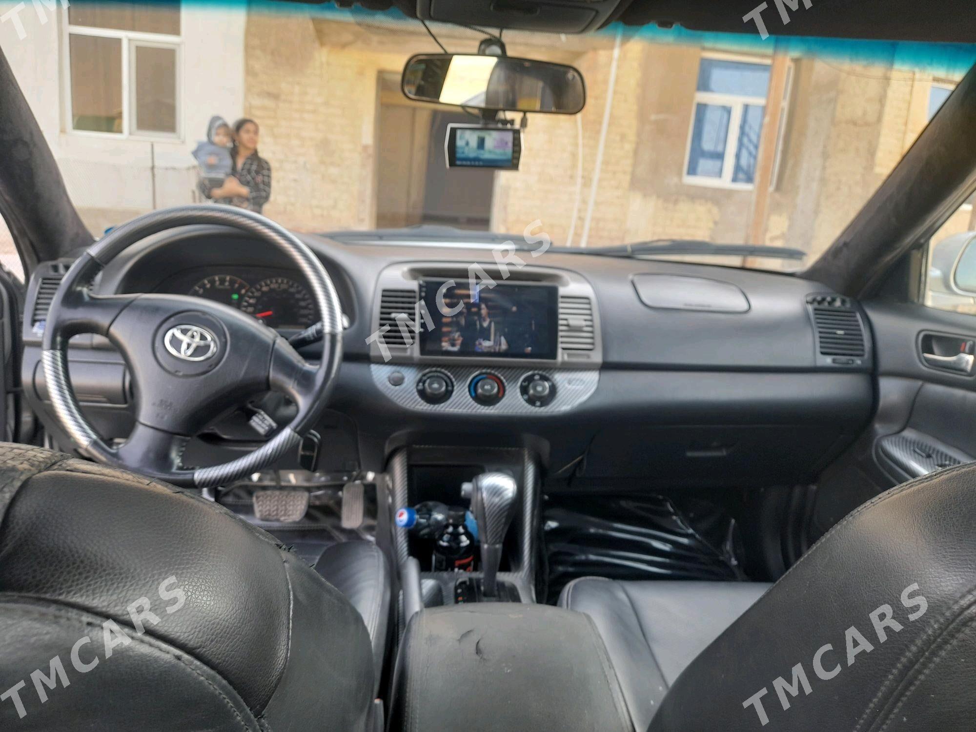 Toyota Camry 2004 - 170 000 TMT - Kaka - img 7