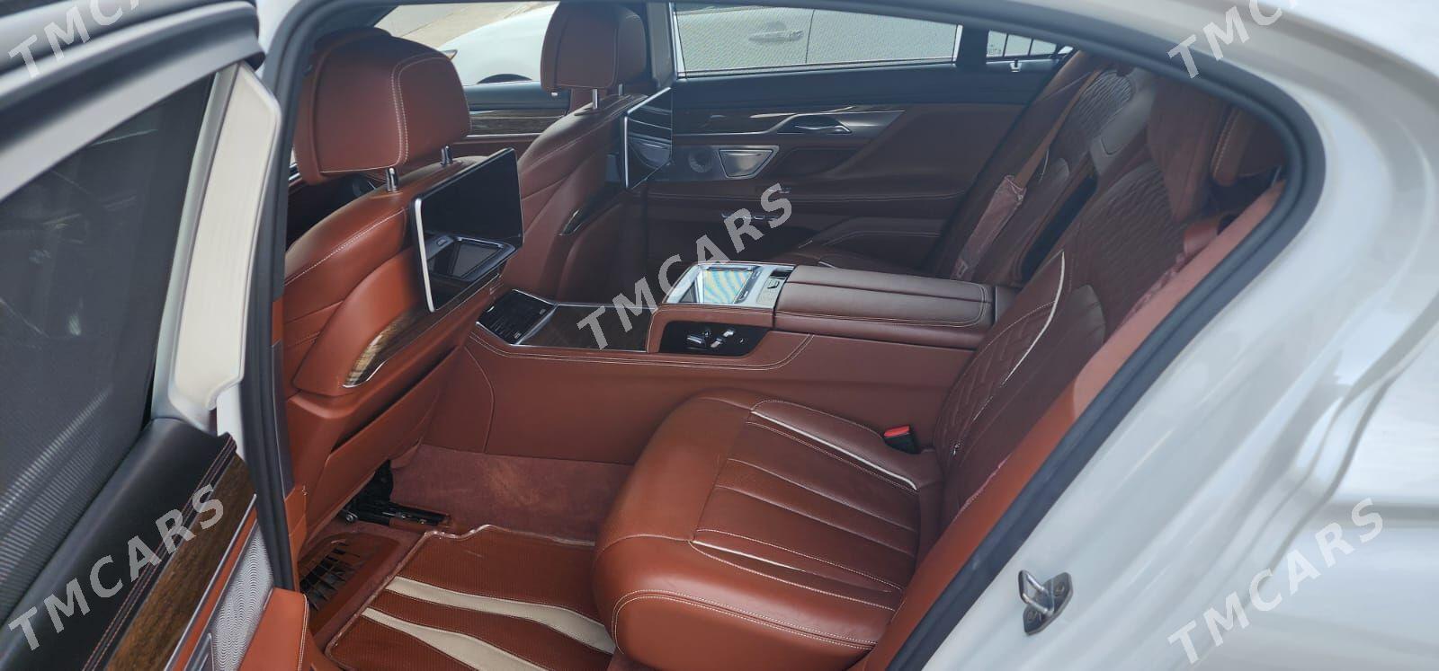 BMW 740 2016 - 800 000 TMT - Ашхабад - img 9