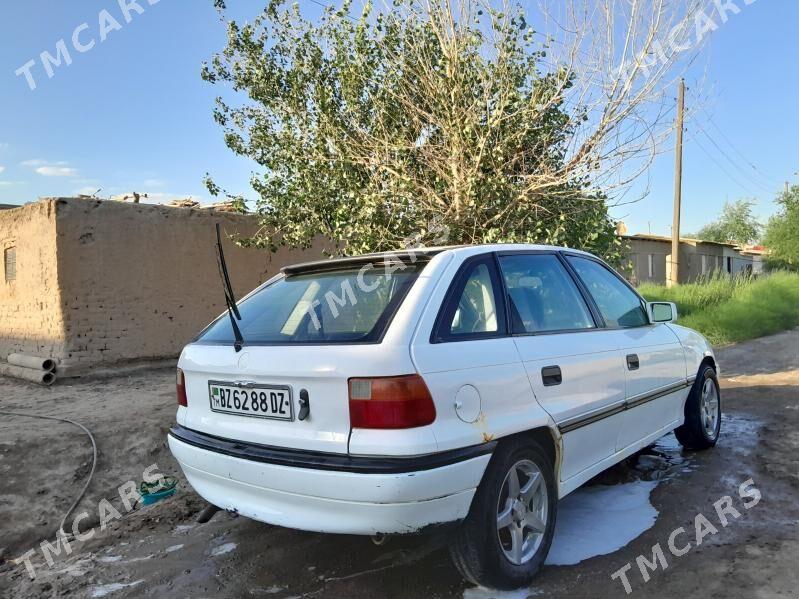 Opel Astra 1992 - 23 000 TMT - Boldumsaz - img 2