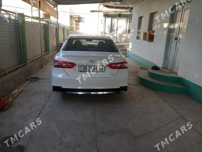 Toyota Camry 2018 - 300 000 TMT - Ашхабад - img 2
