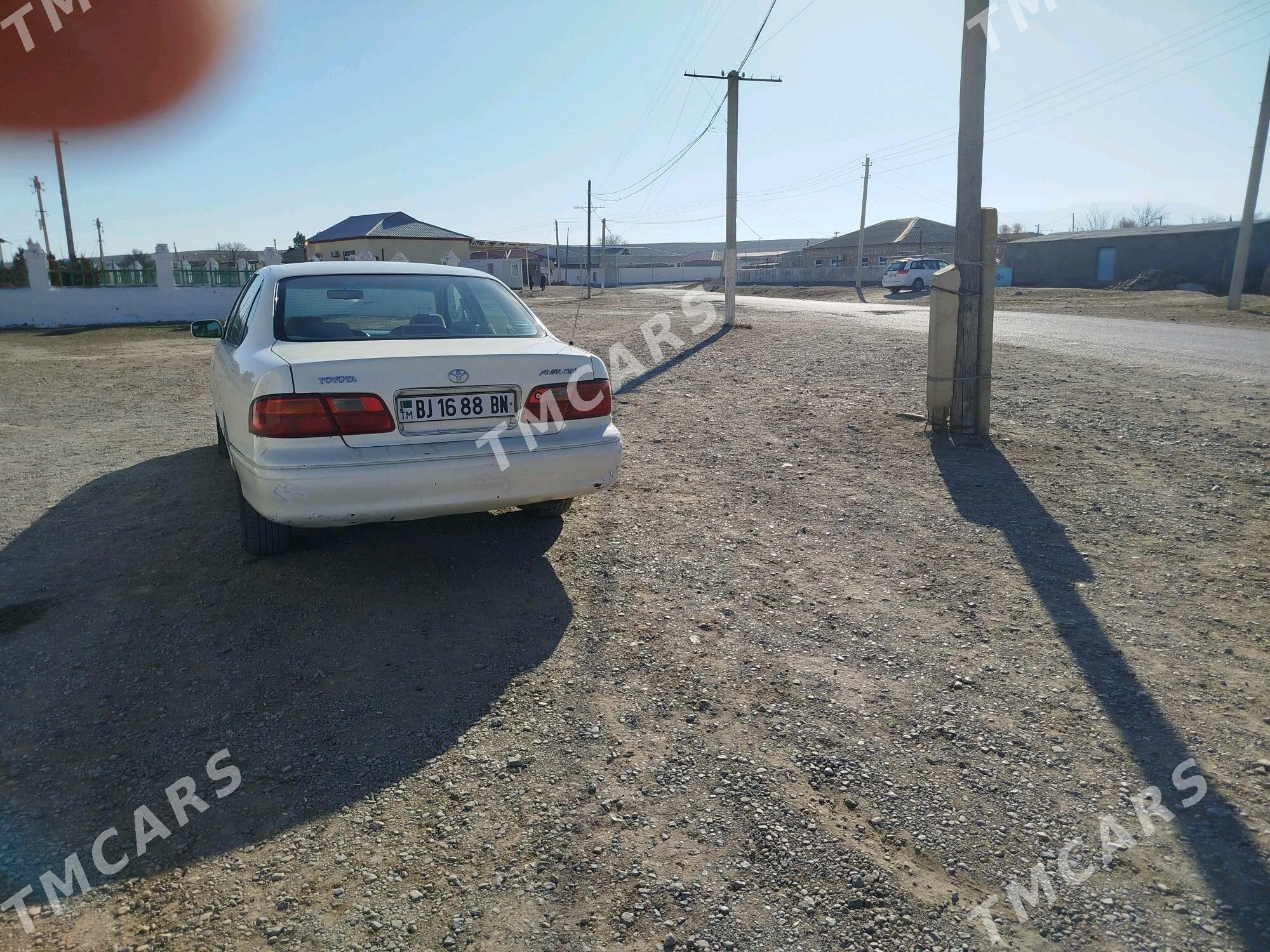 Toyota Avalon 1998 - 120 000 TMT - Gyzylarbat - img 2