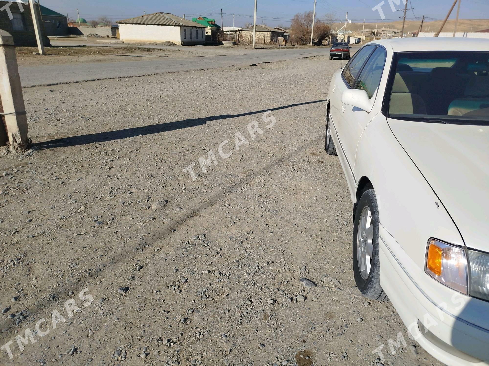 Toyota Avalon 1998 - 120 000 TMT - Gyzylarbat - img 3